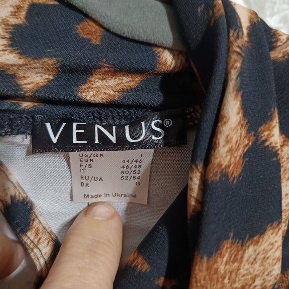 Venus leopard dress size large - Picture 3 of 5